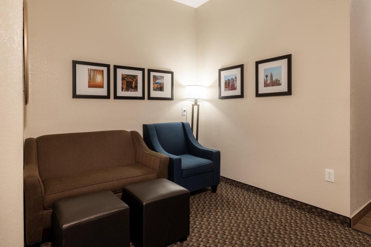 Comfort Suites Troy-I75 Exterior photo